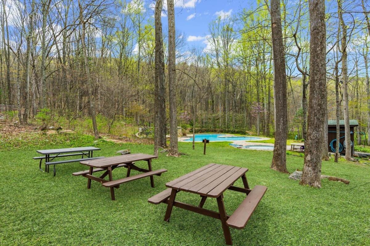 Hot Tub, Large Deck, Grill, Wifi, Resort Amenities Berkeley Springs Exterior photo