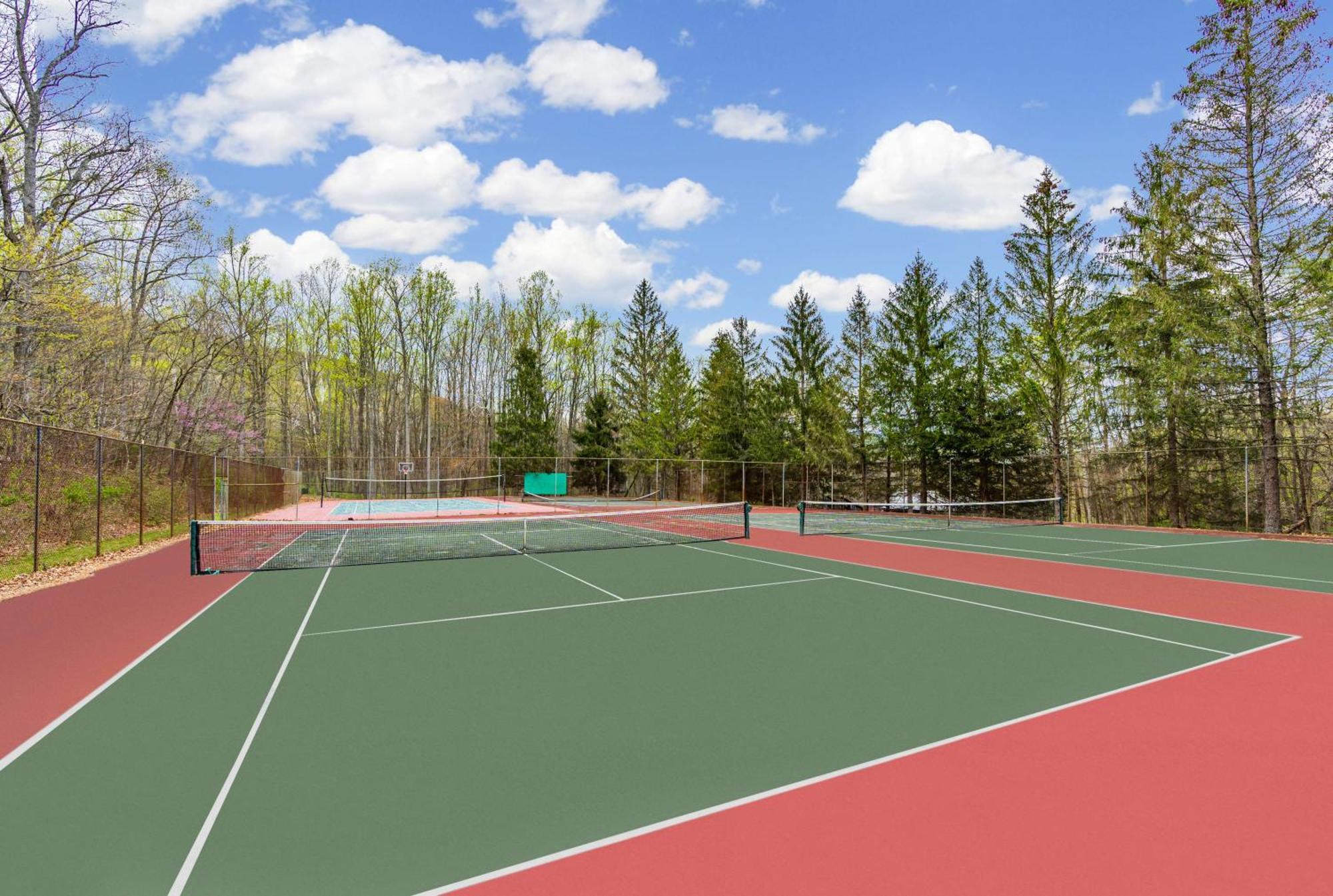 Hot Tub, Large Deck, Grill, Wifi, Resort Amenities Berkeley Springs Exterior photo