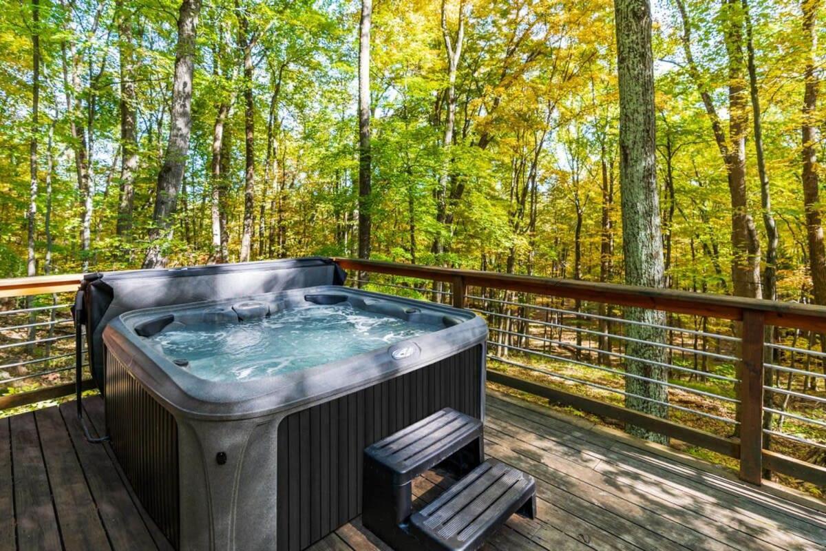 Hot Tub, Large Deck, Grill, Wifi, Resort Amenities Berkeley Springs Exterior photo